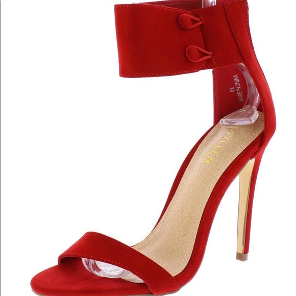 Chelsea Heel One Day Sale - Picture 1 of 4